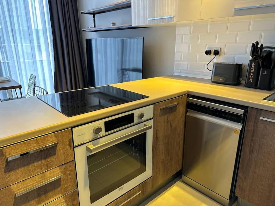2+1 Laden Roof Terrace Apartment